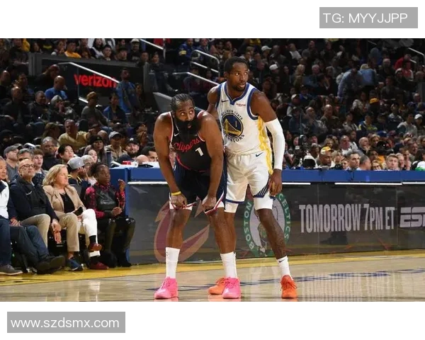 哈登砍下30分4篮板9助攻伦纳德贡献23分10篮板4助攻快船豪取五连胜 哈登砍下30分4篮板9助攻伦纳德贡献23分10篮板4助攻快船豪取五连胜